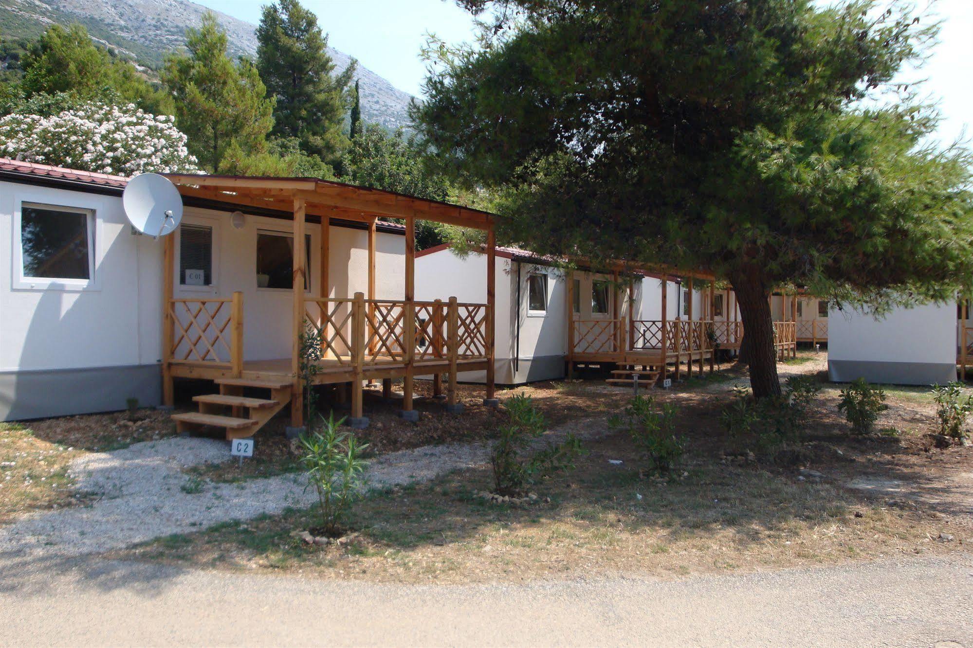 Hotel Camp Perna Kuciste Exteriér fotografie